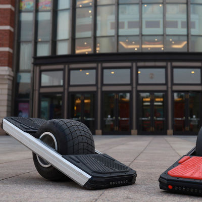 10.5Ah 700W Self Balancing บอร์ดล้อเดียว 18-25km