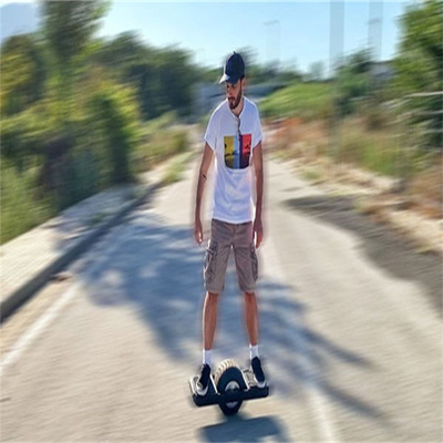 18-25km 1 Wheel Powered Skateboard Electric พร้อม Deep Shack Rack